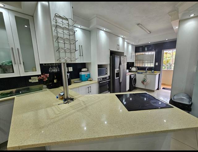 2 BEDROOM APARTMENT RENTED IN WARNER BEACH